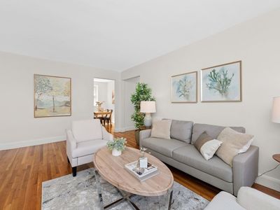 19 Englewood Ave APT 2, Brookline, MA, 02445