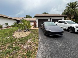 6453 Pinehurst Cir W #B25, Tamarac, FL 33321