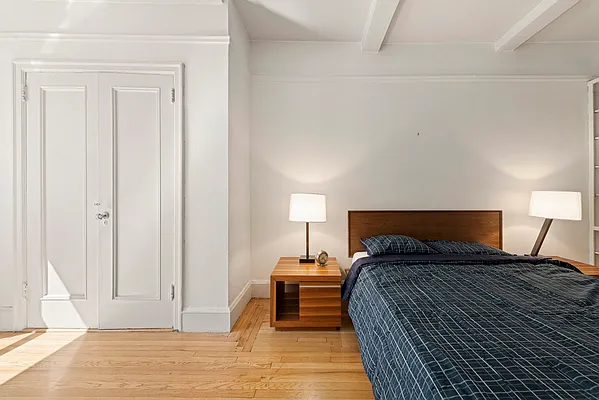 Sold by Compass | media 8