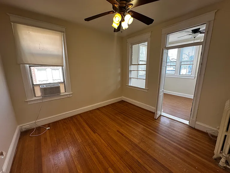 1223 F St NE — Photo 6