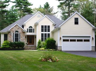 10 Andys Ct, Acushnet, MA 02743