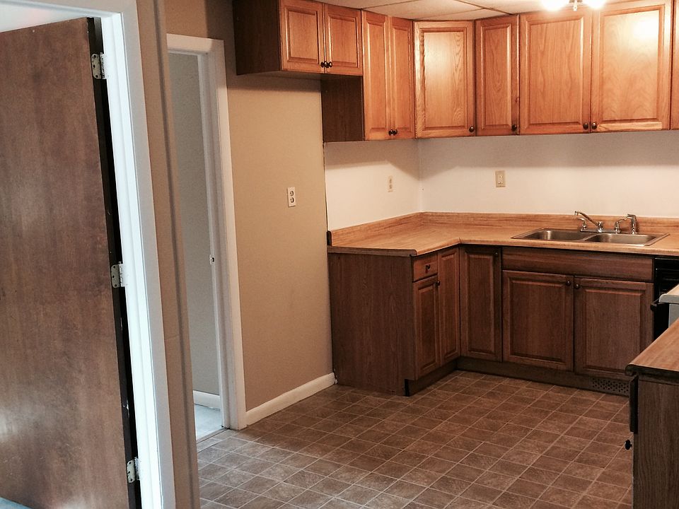1st image of 52 Garden St #B