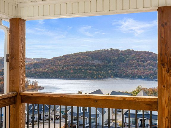 2nd image of 300 Branson Cove Boulevard #30