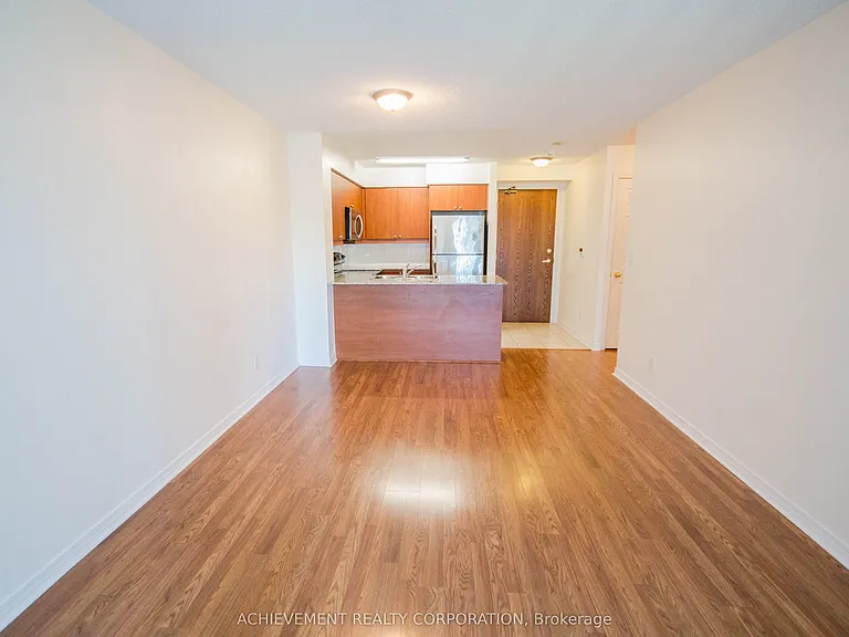185 Oneida Cres #1115 — Photo 13