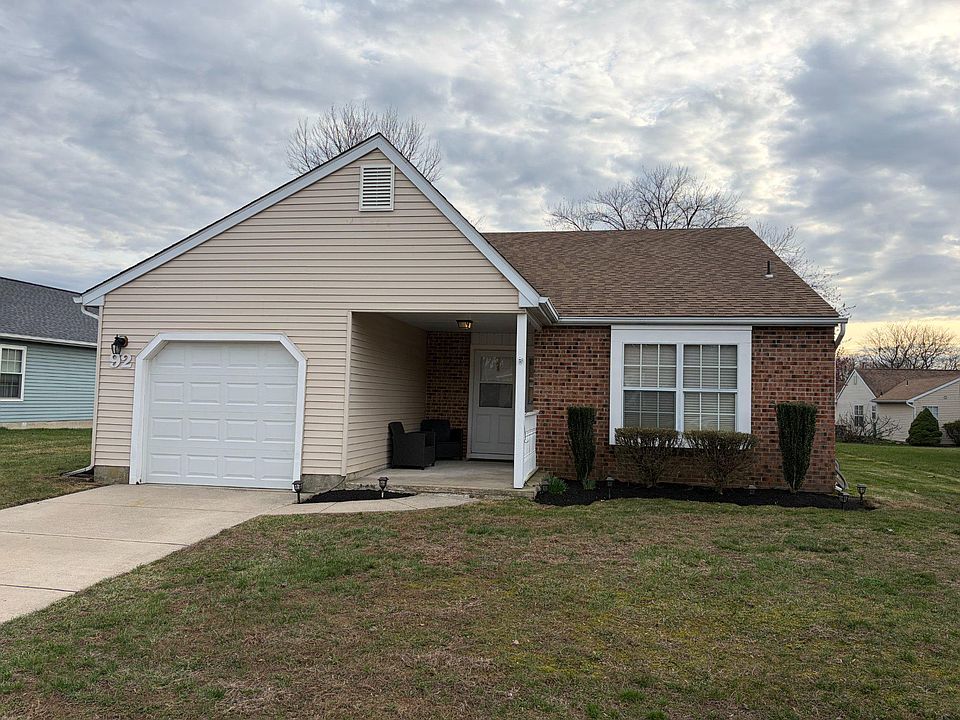 1st image of 92 Knollwood Dr