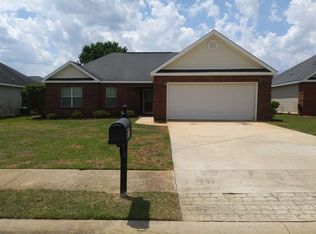 110 Preston Ln, Byron, GA 31008