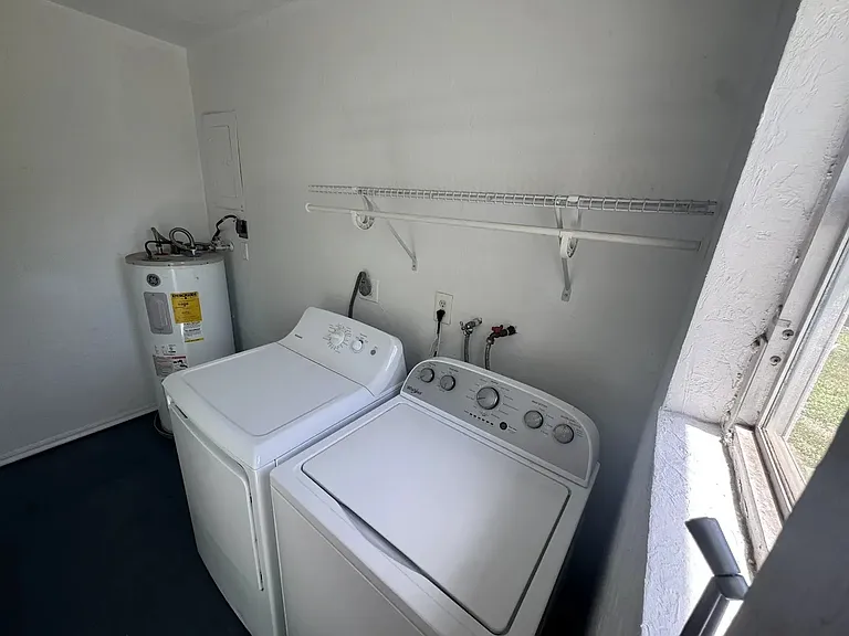 1195 S Alhambra Cir #1 — Photo 22