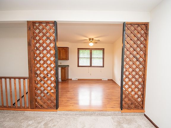 5th image of 4943 Brookview Dr