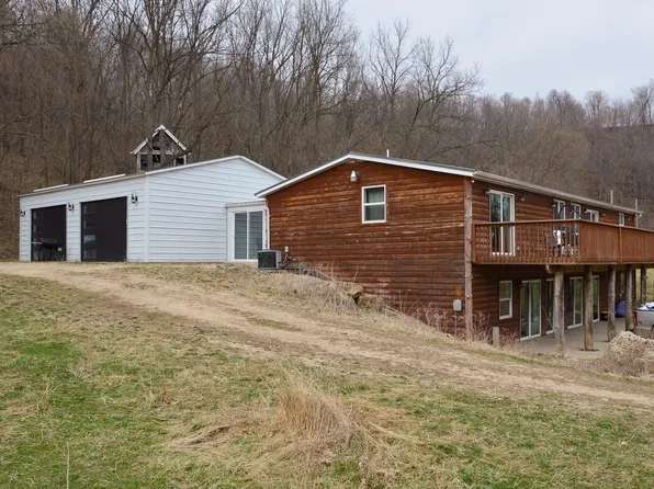 37139 Errthum Rd, Guttenberg, IA 52052
