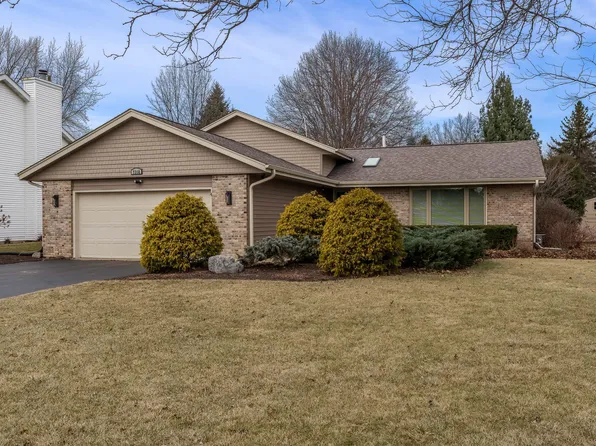 7318 Tulagi Trl, Rockford, IL 61108