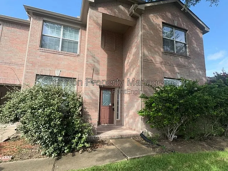 3830 Misty Falls Ln — Photo 1