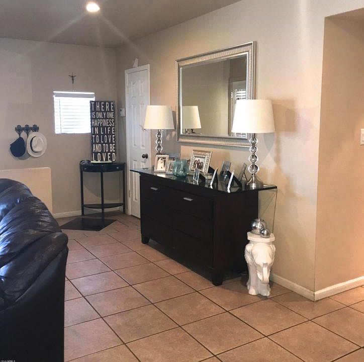 1st image of 3029 W Sierra Vista Dr