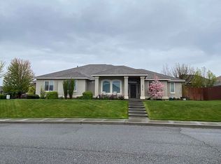 2875 Leopold Ln, Richland, WA 99352