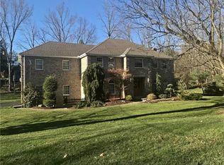 265 Rutledge Dr, Mcmurray, PA 15317