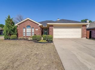 6601 Stockton Dr, Fort Worth, TX 76132