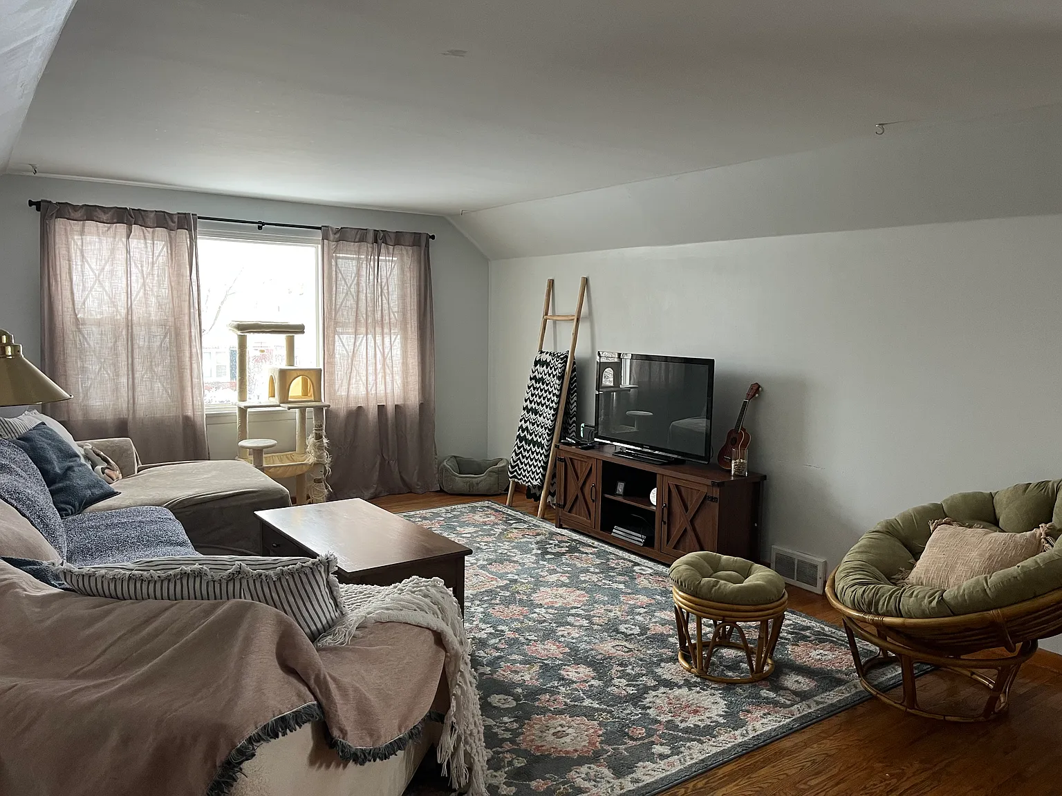 53 Glenside Ave — Photo 3