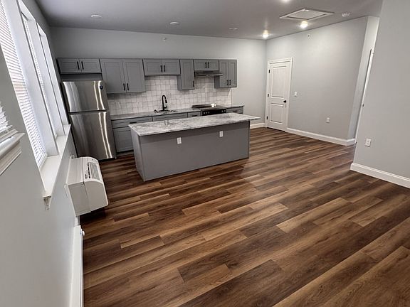 Kitchen/living room