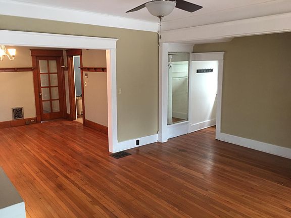 5th image of 643 Elmwood Ave #1