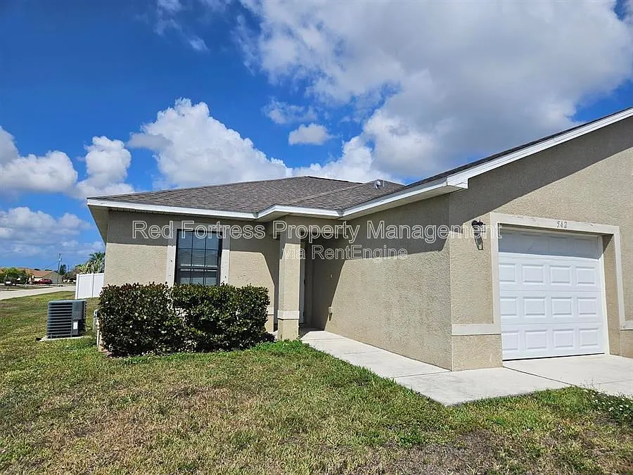 542 SE 6th Pl