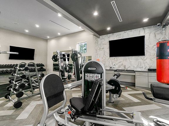 5th image of 150 Northpark Plaza Dr #1216