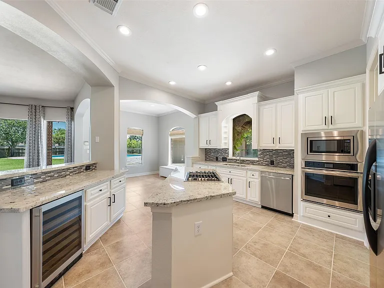 5450 Faircreek Ln — Photo 6