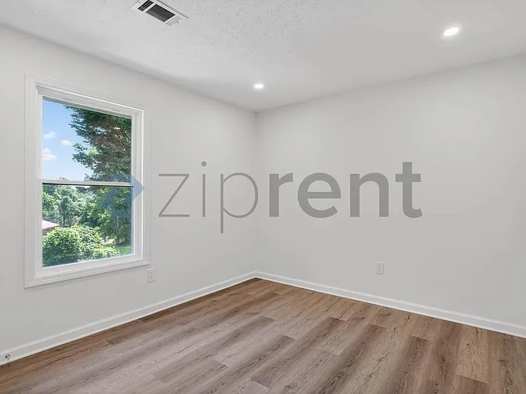500 Camp Creek Cir #1 — Photo 13