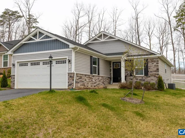 35 Pine Knot Dr, Palmyra, VA 22963