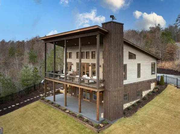 1083 Synacia Dr, Mineral Bluff, GA 30559