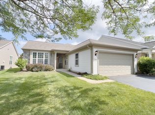 2624 Venetian Ln, Elgin, IL 60124