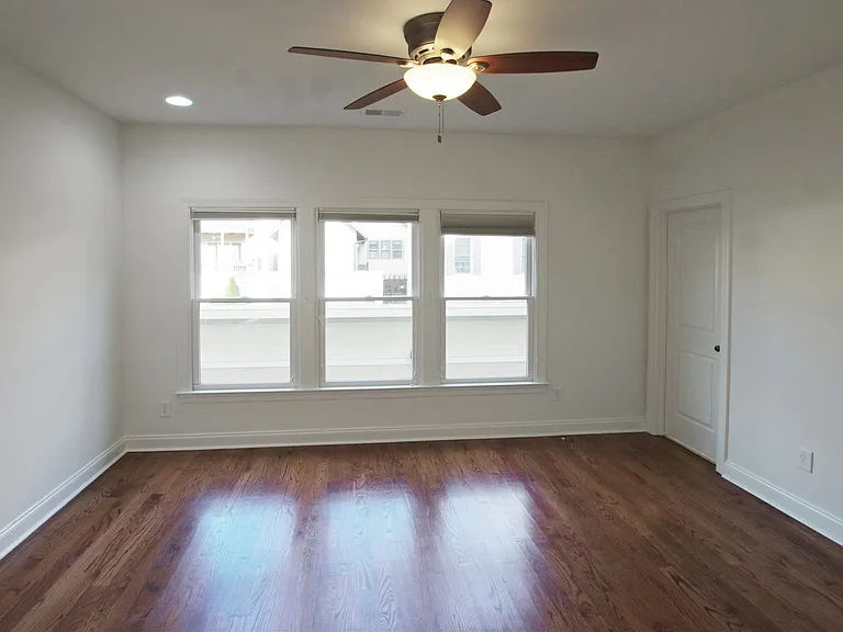 484 Bartram St SE — Photo 24