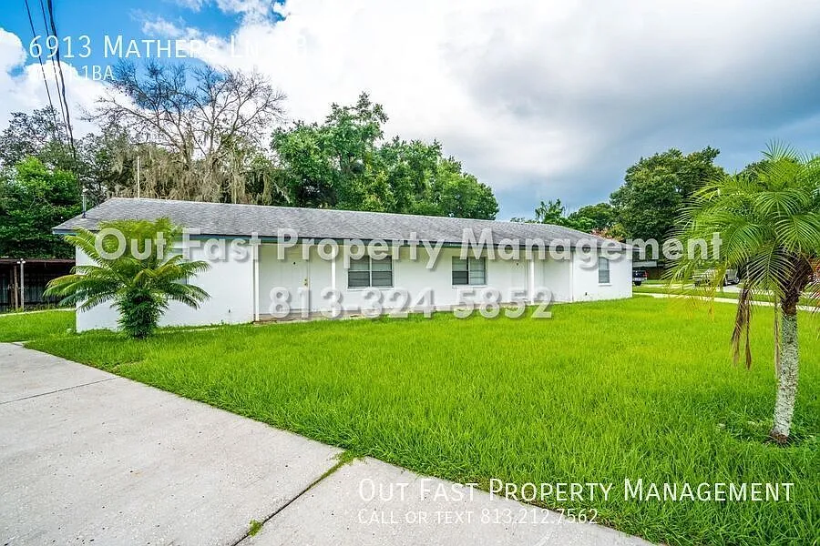 Building Photo - 6913 Mathers Ln #B