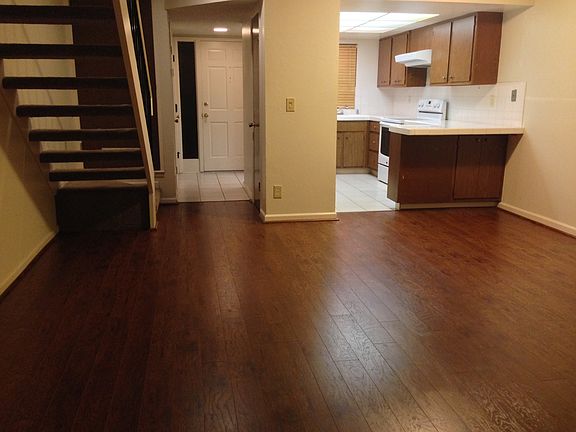 4th image of 277 N Temple Dr