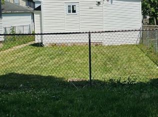 3204 N 40th St, Milwaukee, WI 53216