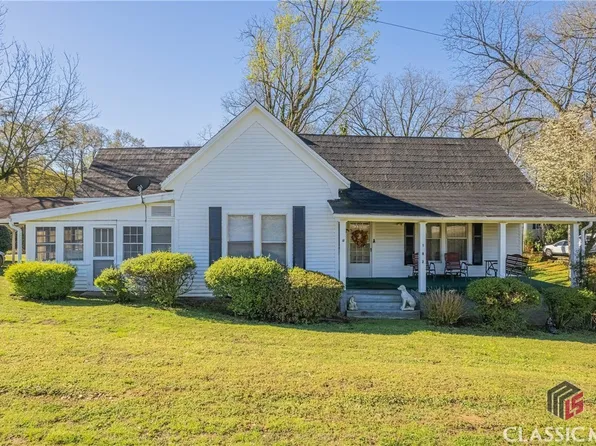 182 E South Avenue, Comer, GA 30629