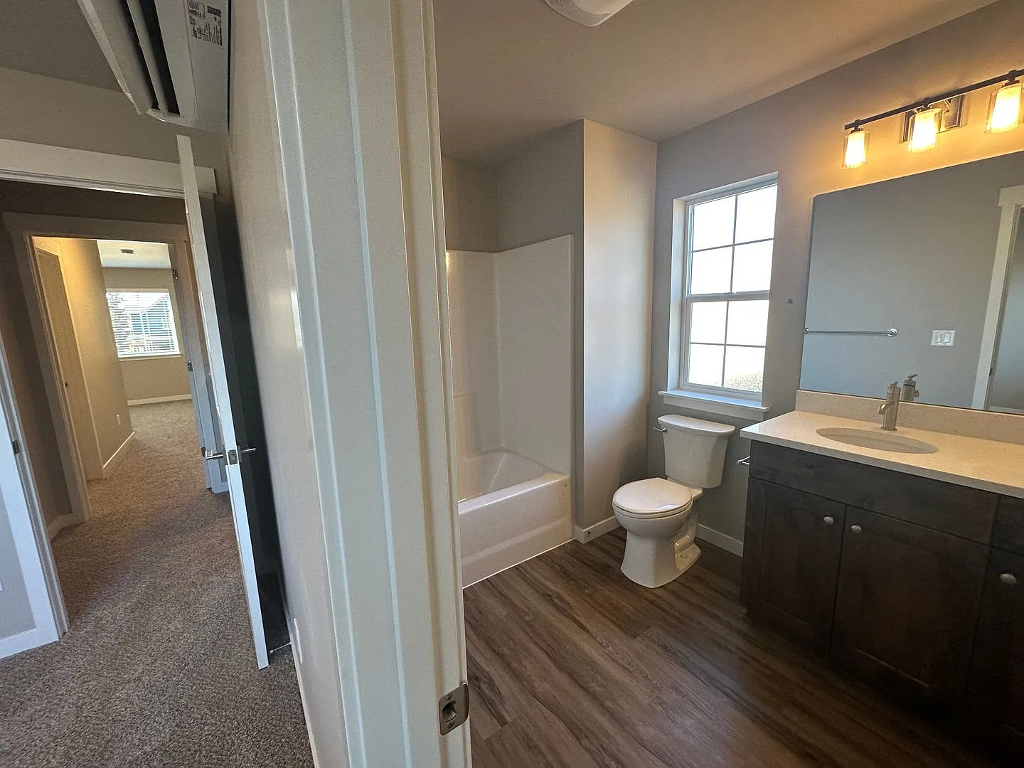 202- 61540 Lucia St BW — Photo 4