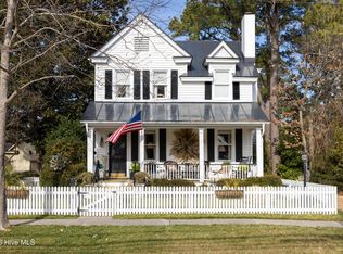 212 W Queen St, Edenton, NC 27932