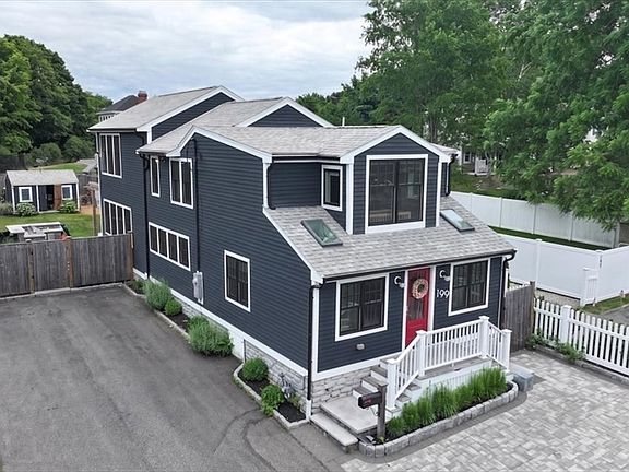 3rd image of 199 Wompatuck Rd