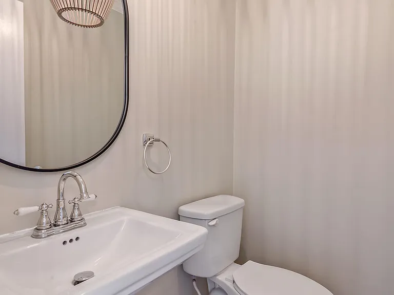 7830 Cove Ridge Dr — Photo 23