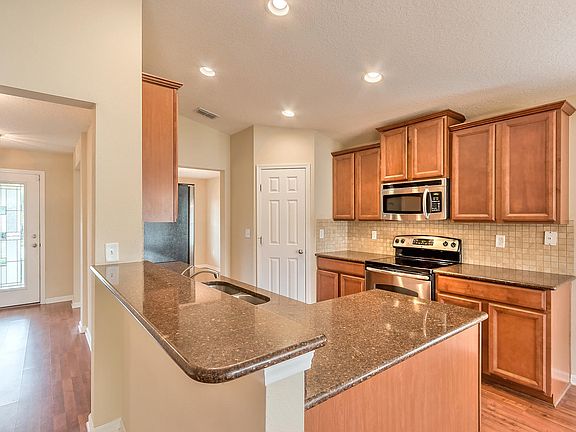 2nd image of 3448 Velona Ave