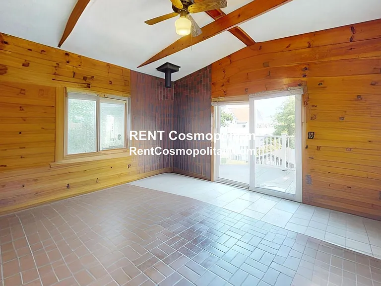 36 Lawrence St #2 — Photo 4
