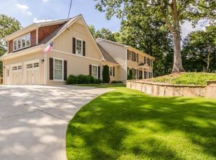 9920 Huntcliff Trce, Sandy Springs, GA 30350