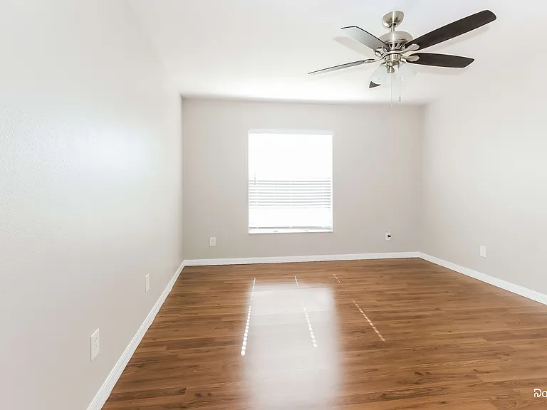 2257 SW Matheson Ter — Photo 11