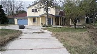 1751 Shaddox Ave photo 1