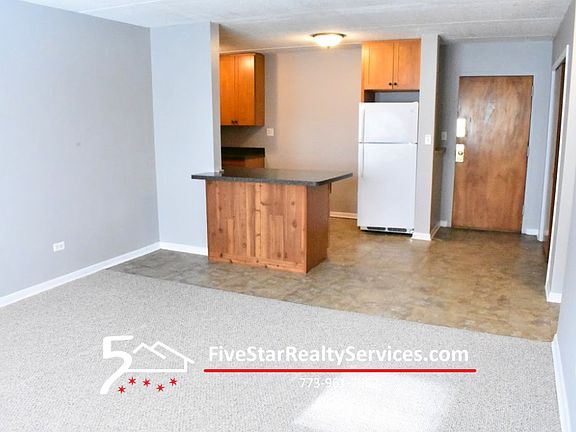 3rd image of 421 S Harvey Ave APT 12