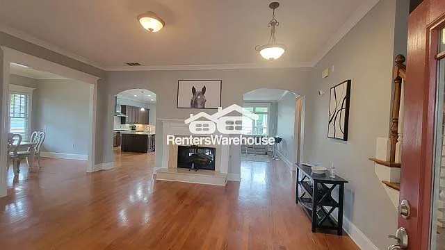 3227 Bakewell St — Photo 4