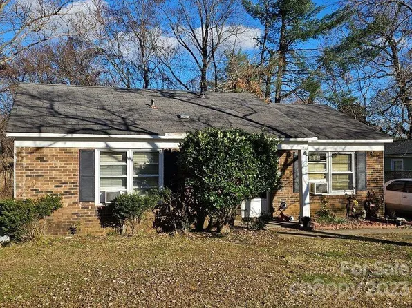 3412 Pine Meadow Dr, Charlotte, NC 28269