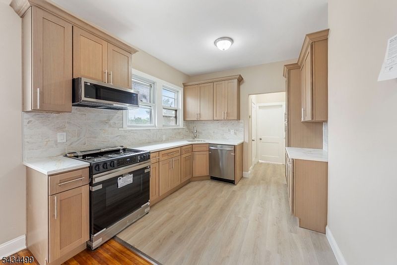 1st image of 51 Caldwell Pl APT 3