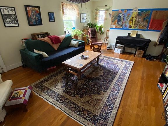 5th image of 3406 Cutshaw Ave #B