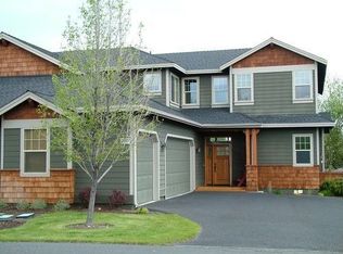 1960 Cinnamon Teal Dr, Redmond, OR 97756