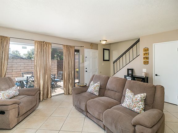 5th image of 2114 S Mountain Ave #83